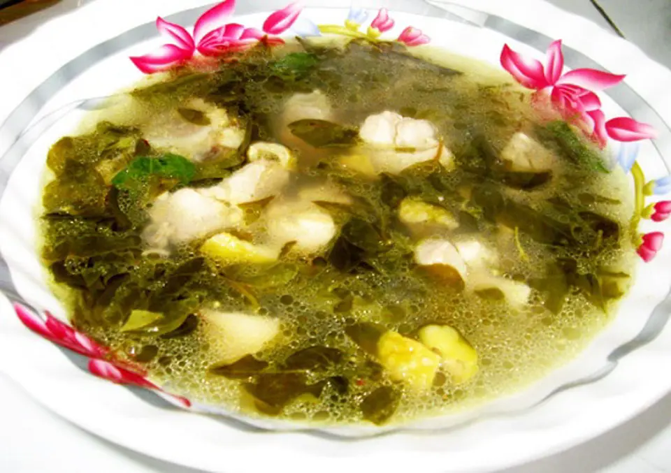 Cách làm món canh gà lá giang