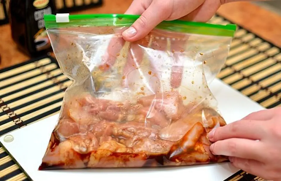 Cách làm món gà chiên sốt rau củ đơn giản