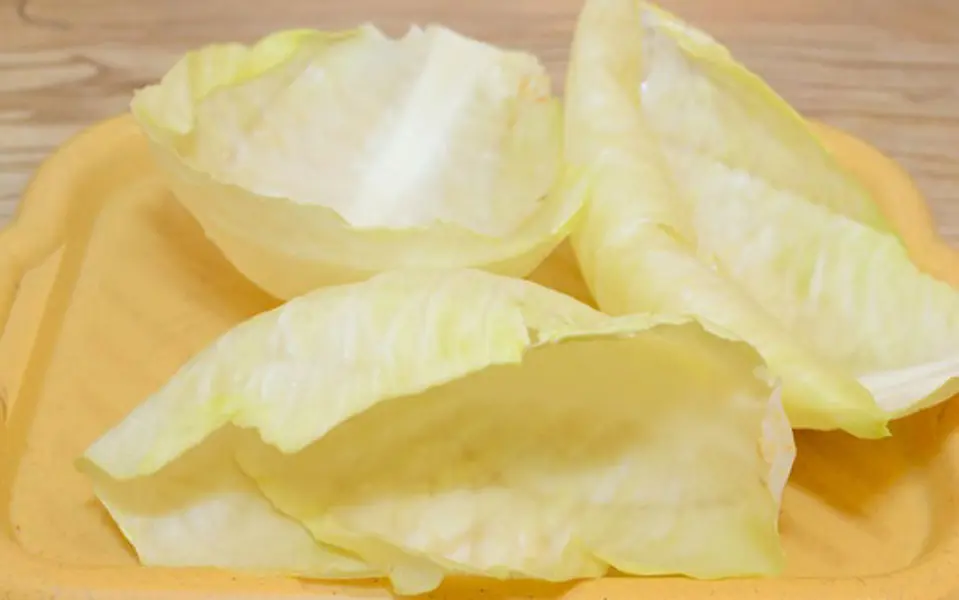 Cách làm món lá bắp cải cuộn thịt nướng ngọt mát Cách làm món lá bắp cải cuộn thịt nướng ngọt mát