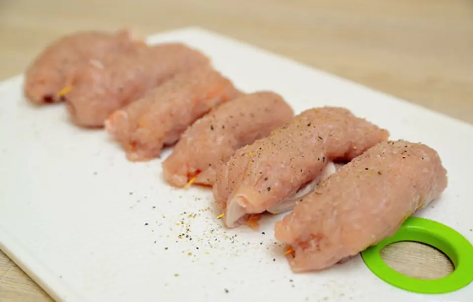 Cách làm món thịt heo cuộn pho mát mới lạ Cách làm món thịt heo cuộn pho mát mới lạ