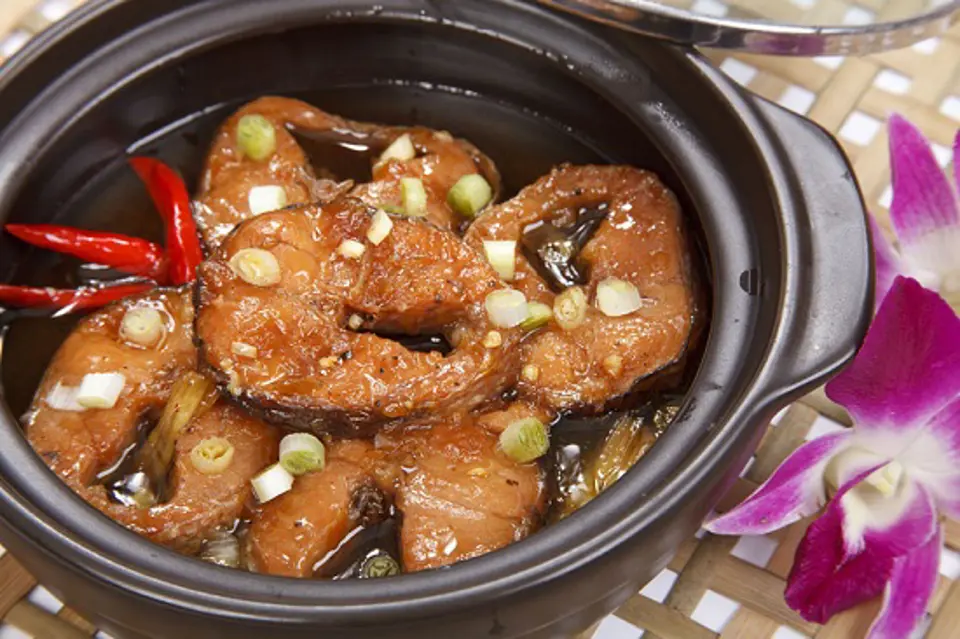 Cách nấu cá lóc kho tộ Cách nấu cá lóc kho tộ