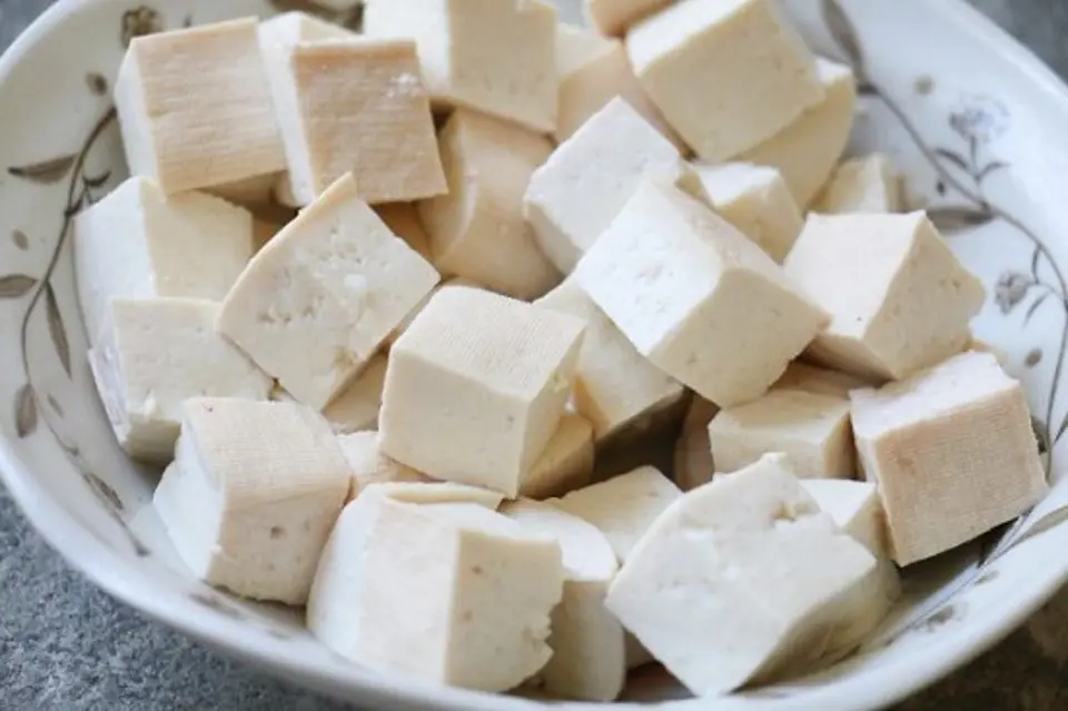 Cách nấu canh đậu hũ hẹ