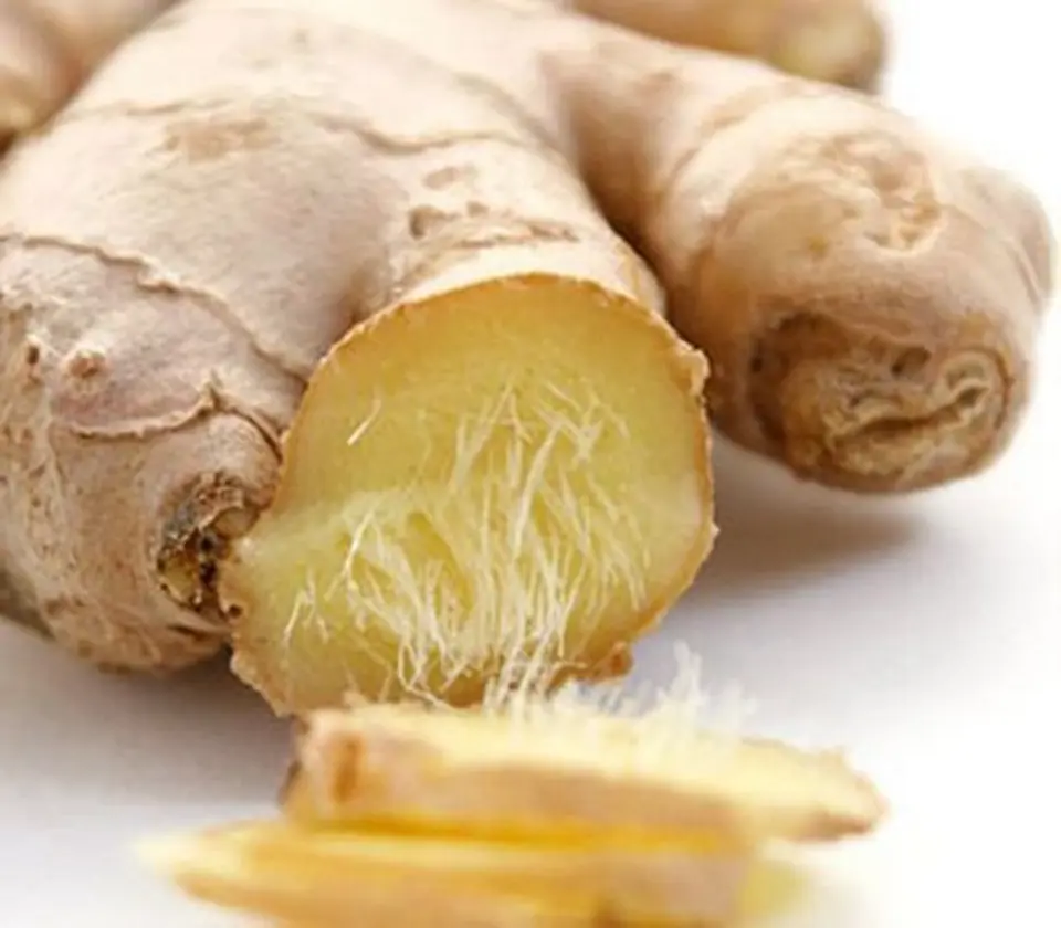 Mẹo rán cá giòn thơm, không bị bắn, bị sát chảo