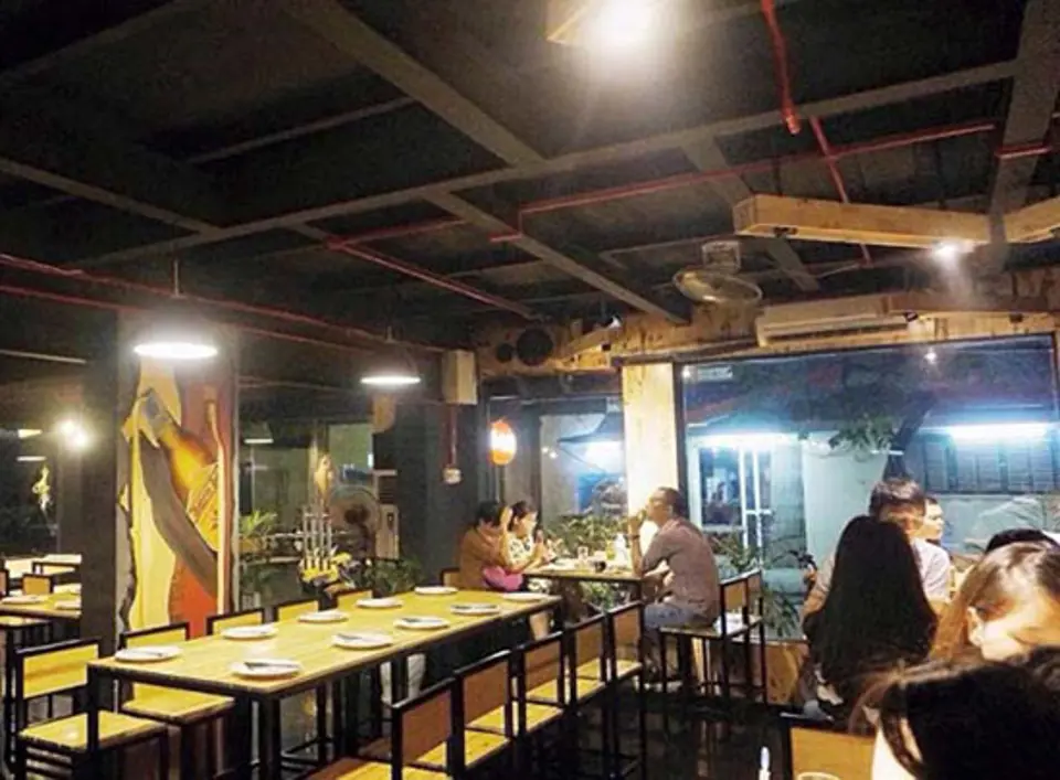 Zamba Beer – Sườn nướng khổng lồ quá đã