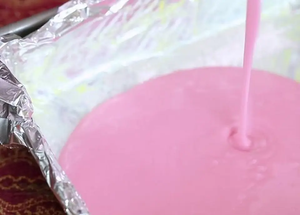 Cách làm bánh mochi tam giác của Nhật