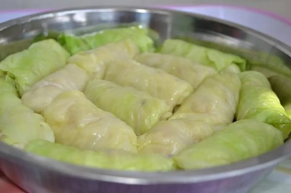 Cách làm bắp cải cuộn bỏ lò ngon lạ cho bữa tối