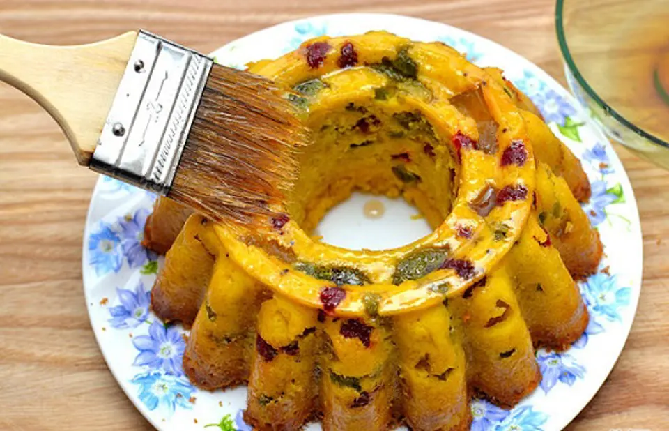 Cách làm món bánh rượu rum trái cây