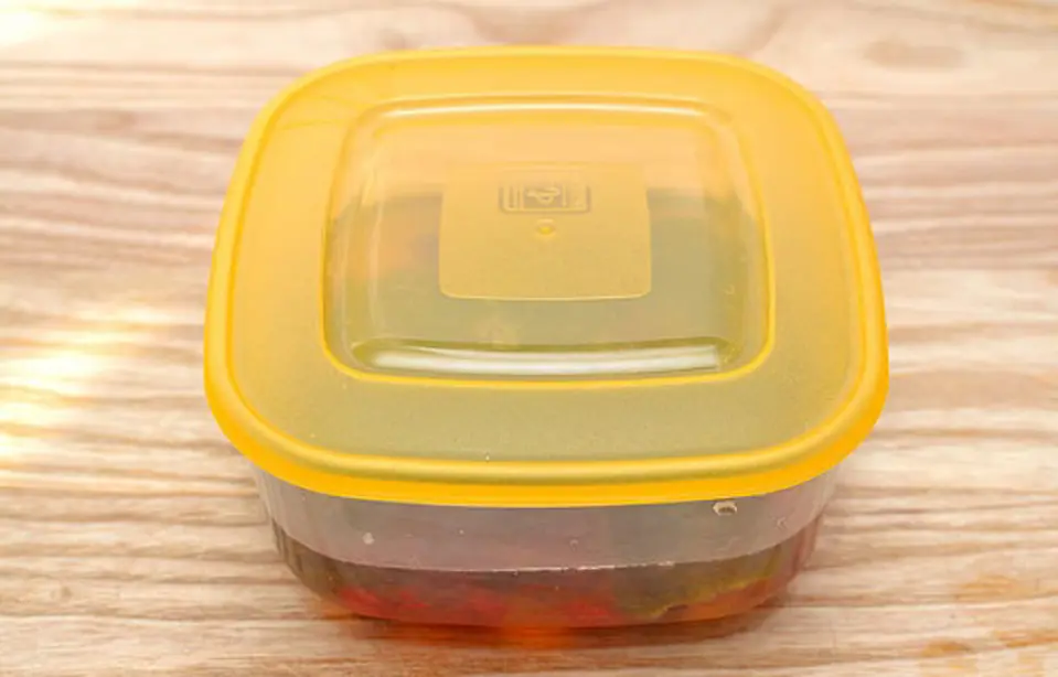 Cách làm món bánh rượu rum trái cây