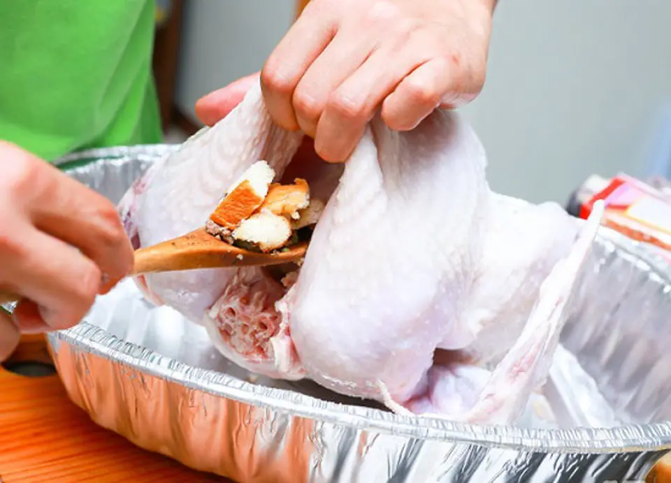 Cách làm món gà tây nhồi thập cẩm