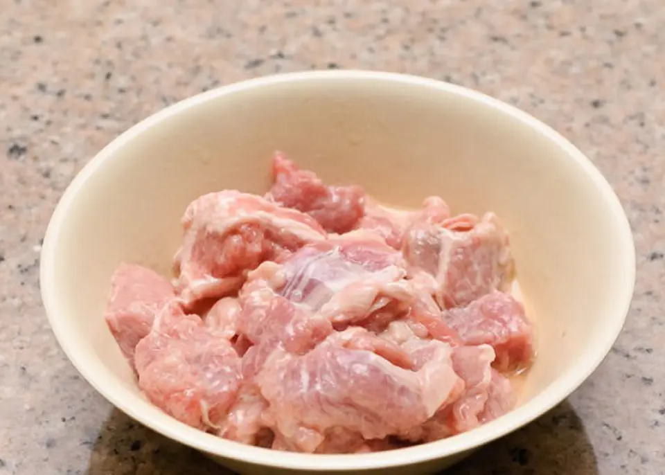 Cách làm món thịt bò xào Mông Cổ độc đáo Cách làm món thịt bò xào Mông Cổ độc đáo