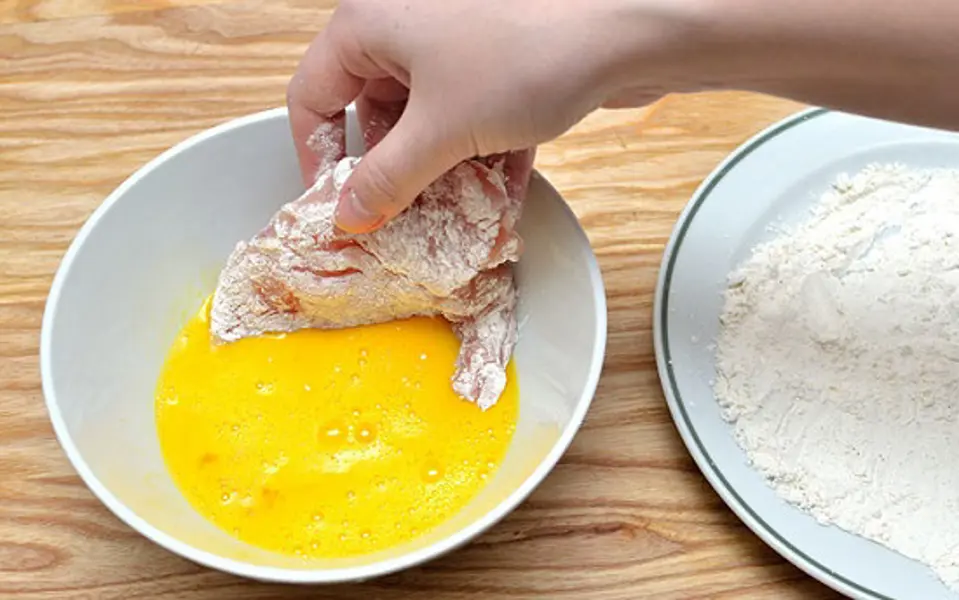 Cách làm món thịt gà chiên sốt chanh hương vị mới lạ
