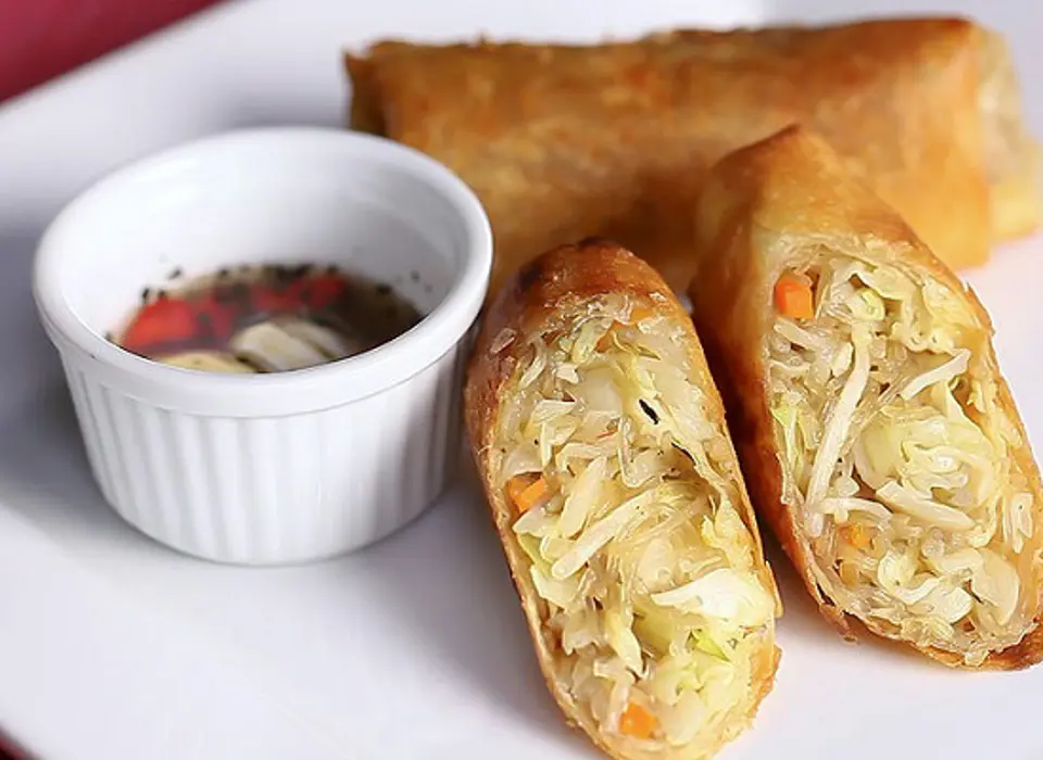 Cách làm nem cuốn rau củ thanh mát