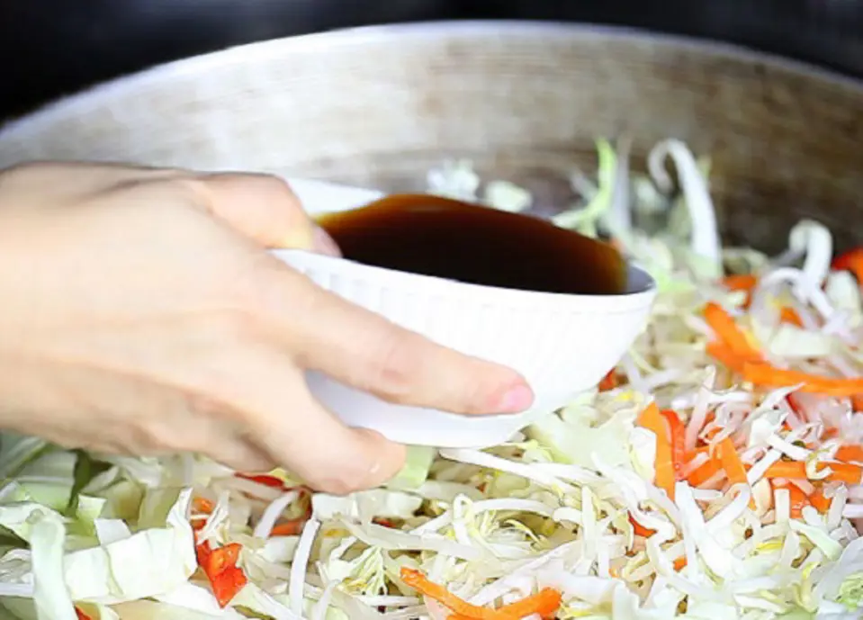 Cách làm nem cuốn rau củ thanh mát