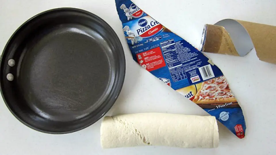 Cách làm pizza chảo nhúng độc đáo