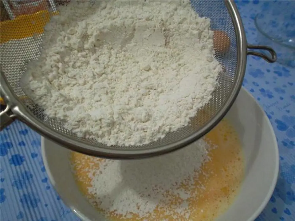 Tự làm bánh nhãn giòn tan tại nhà Tự làm bánh nhãn giòn tan tại nhà