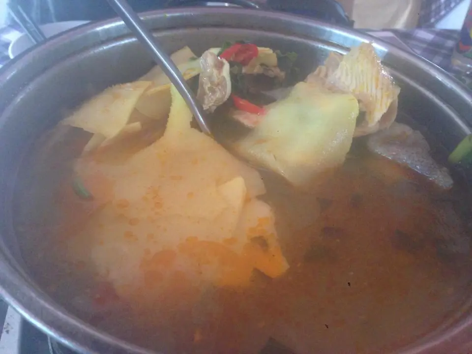 Cách làm bún cá hồi siêu ngon