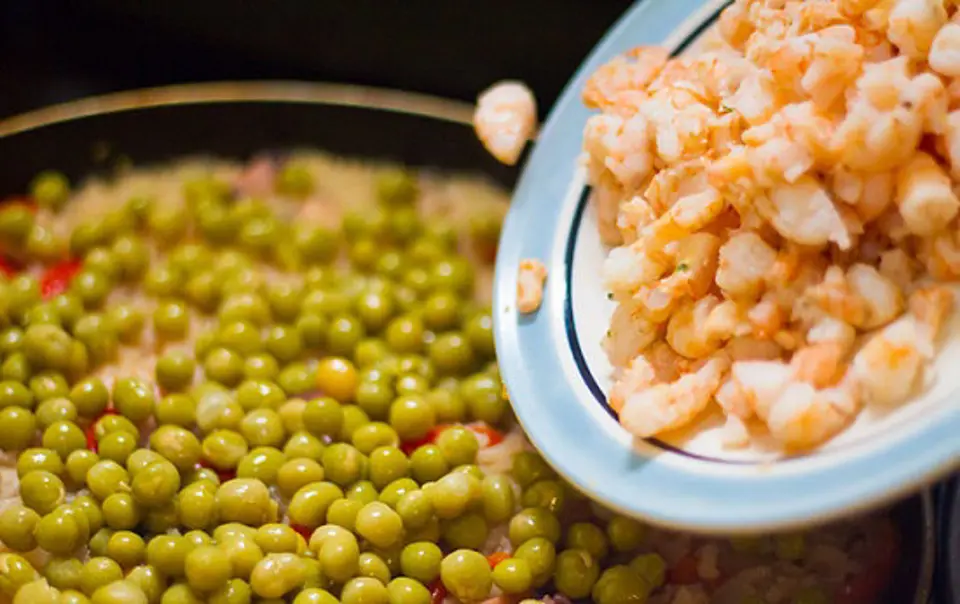 Cách làm món Paella hải sản của Tây Ban Nha