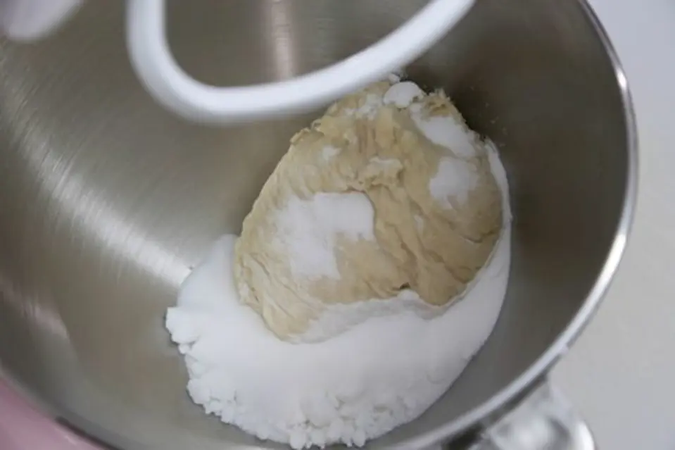 Cách làm bánh bao nhân thịt nóng hổi