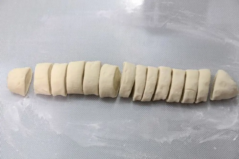 Cách làm bánh bao nhân thịt nóng hổi