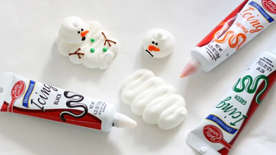 Cách làm bánh kem người tuyết cho lễ Giáng sinh