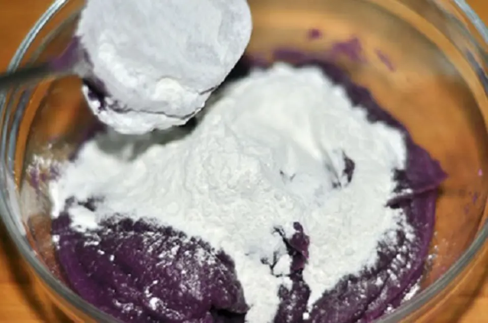 Cách làm bánh Mochi khoai lang mới lạ siêu ngon