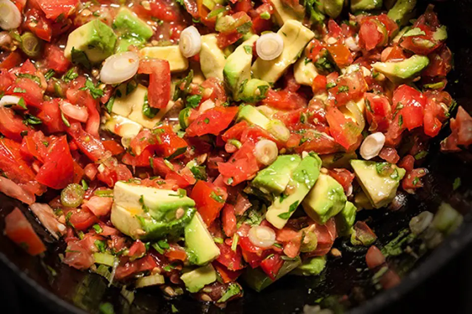 Cách làm món Tacos tôm nướng sốt bơ siêu hấp dẫn