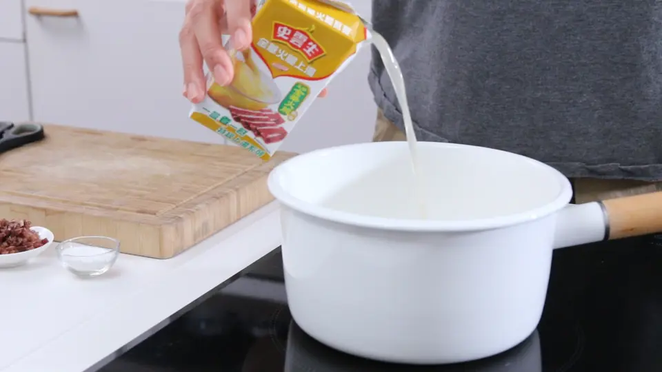 Cách làm nấm nhồi tôm với dăm bông xông khói Trung Hoa