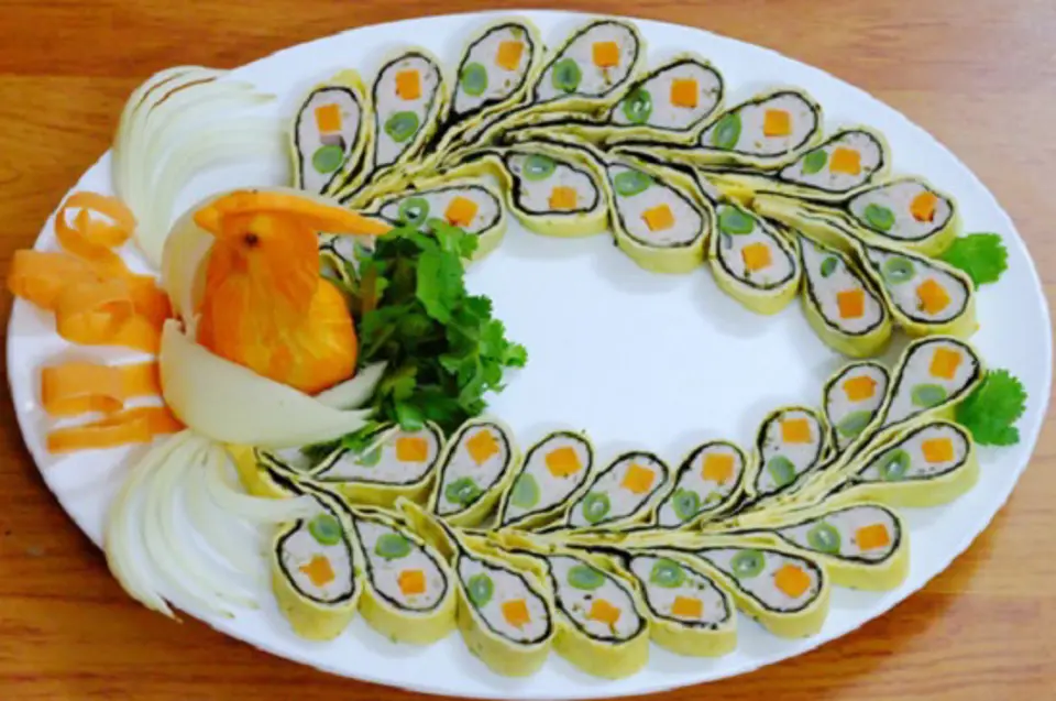 Cách làm nem công chả phượng độc đáo cho mâm cỗ Tết
