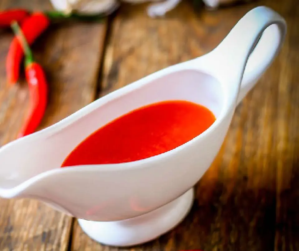 Cách làm tương ớt tại nhà an toàn đón Tết