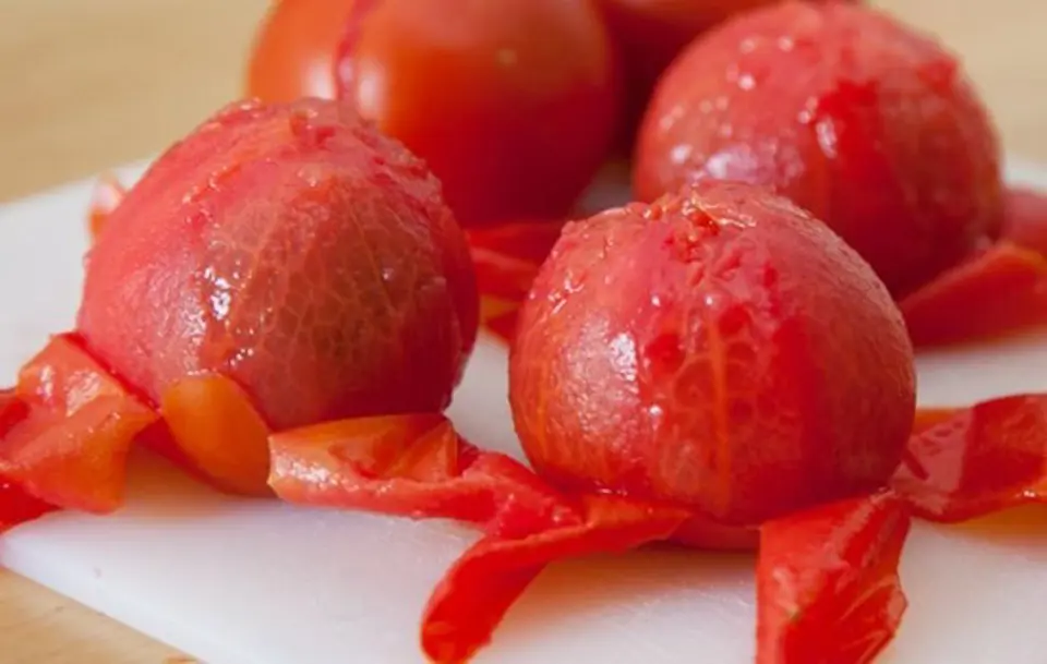 Cách làm tương ớt tại nhà an toàn đón Tết