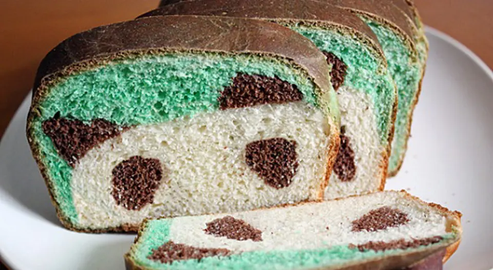 Cách làm bánh mì gấu Panda đáng yêu thơm ngon