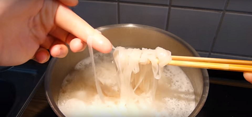 Hướng dẫn nấu phở chay thơm ngon