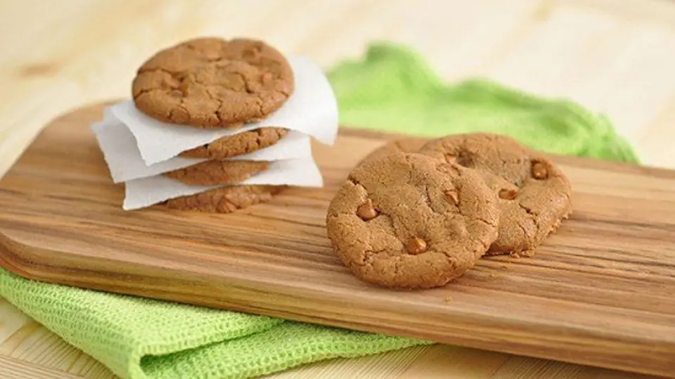 Cách làm bánh quy vị bơ quế với socola chip