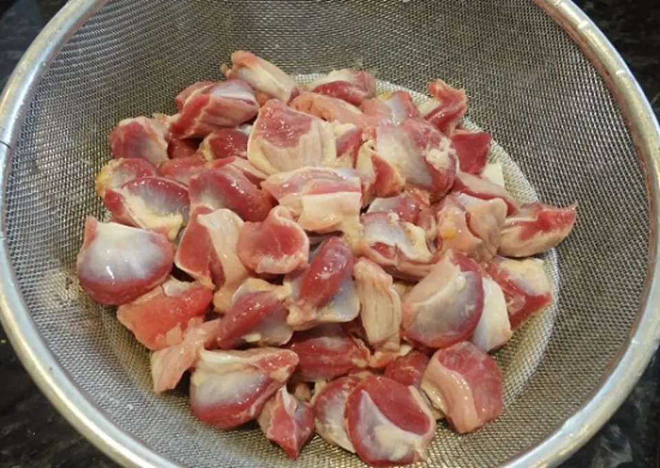 Cách làm mề gà chiên ăn vặt cực độc đáo