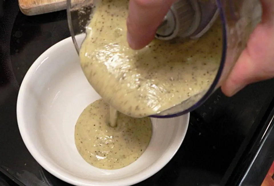Cách làm nước sốt kiểu Ý cho các món salad tuyệt ngon