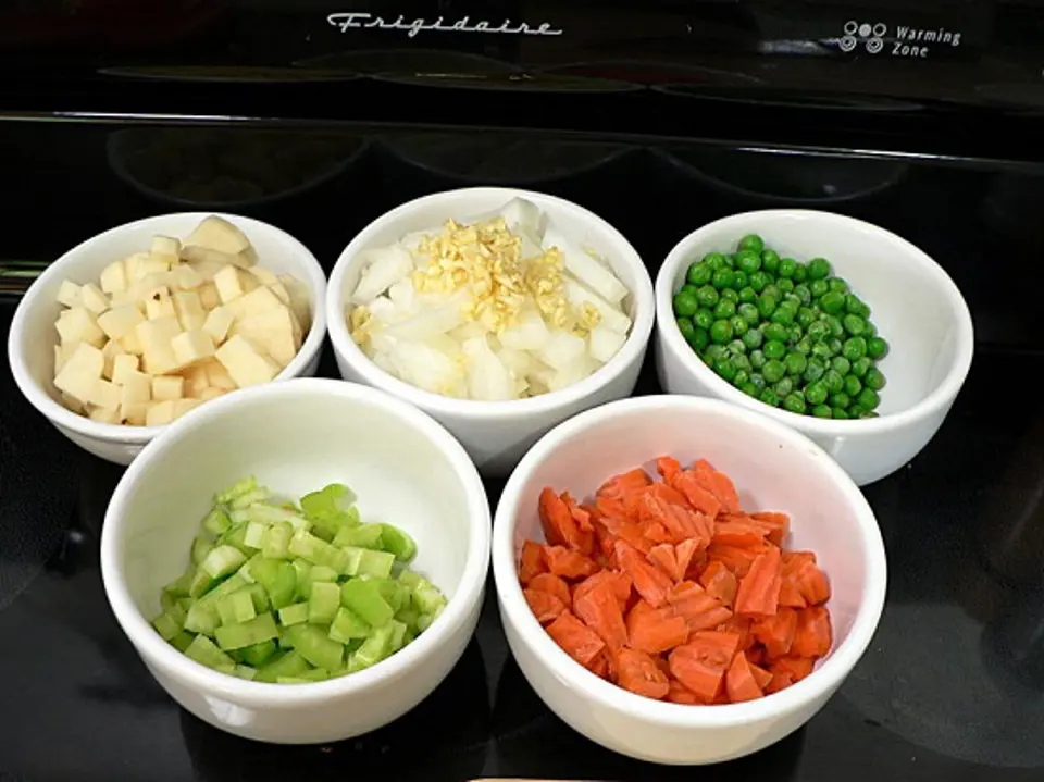 Cách làm pot pie bò ngon tuyệt