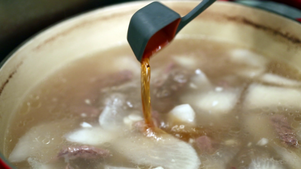 Cách nấu canh củ cải thịt bò ngọt vị ngon cơm