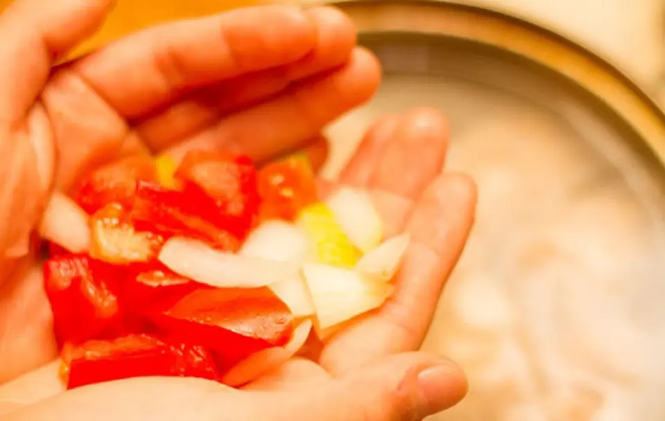 Cách nấu canh thịt viên bánh mì Pháp tuyệt ngon