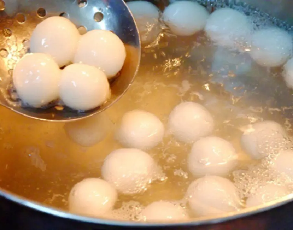 Cách làm bánh trôi bánh chay đón Tết Hàn Thực