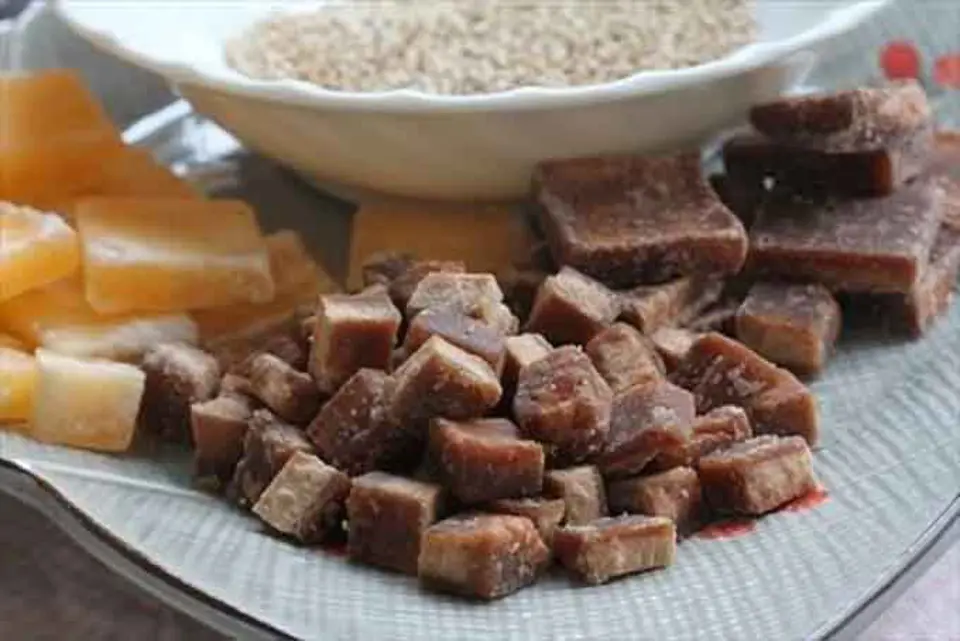 Cách làm bánh trôi đa sắc màu cho ngày Tết Hàn Thực