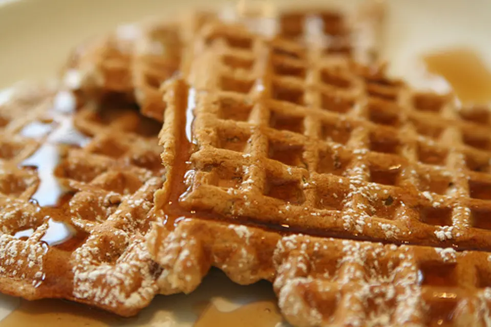 Cách làm bánh Waffle tại nhà cực hấp dẫn