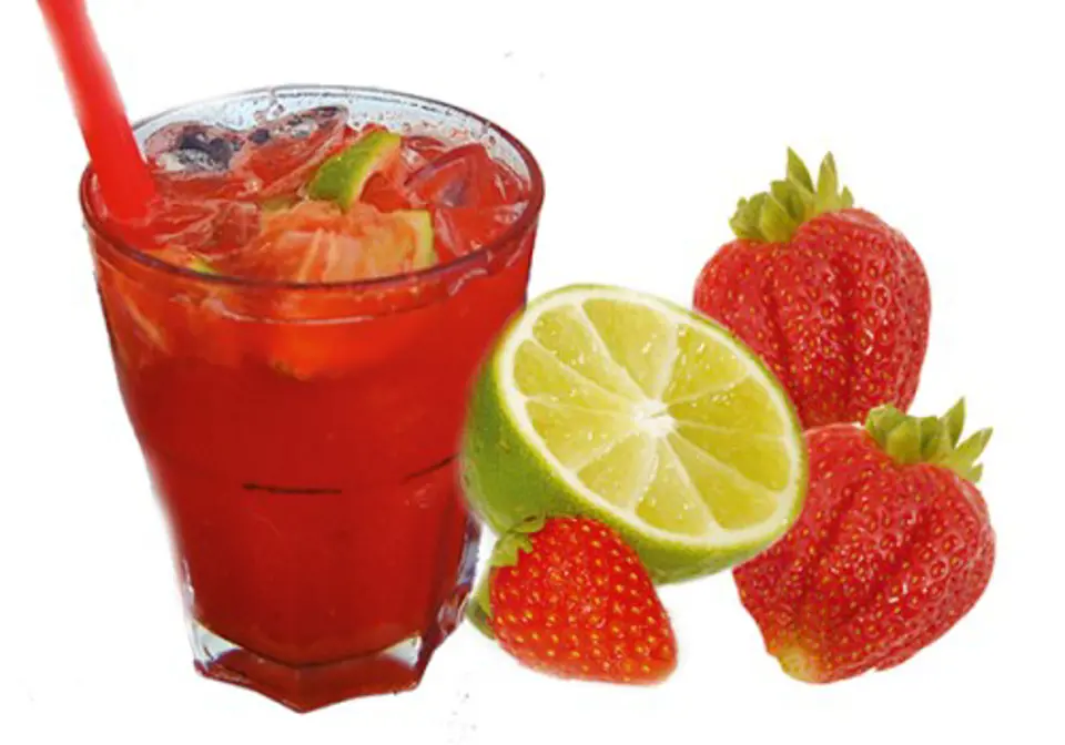 Cách làm cocktail dâu tây giải nhiệt mùa hè