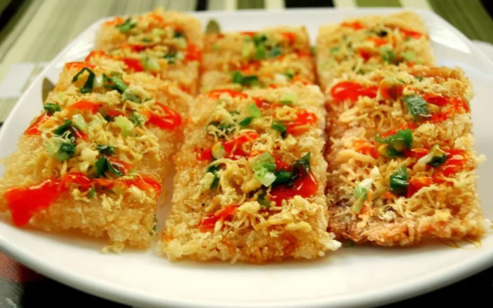 Cách làm cơm cháy chà bông mỡ hành ngon tuyệt