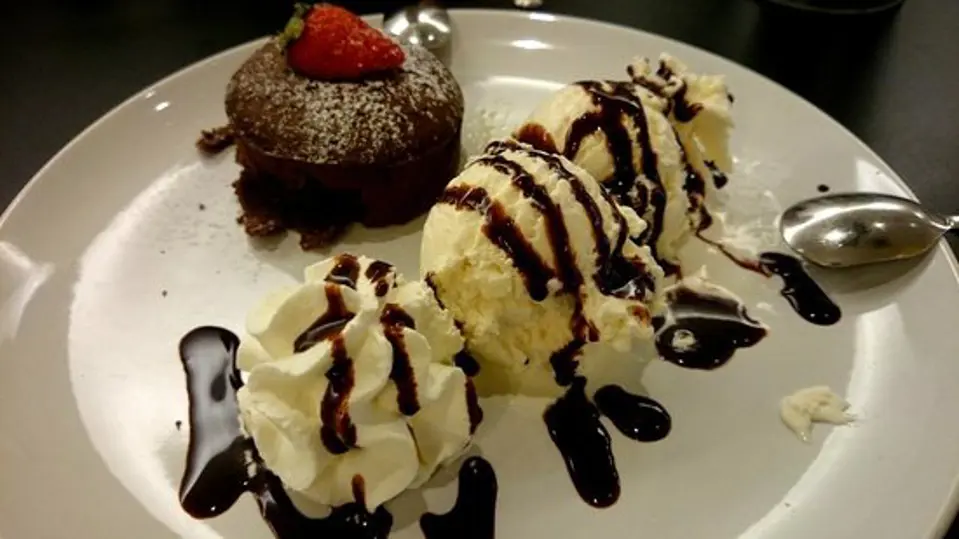 Cách làm Lava Cake tại nhà cực hấp dẫn