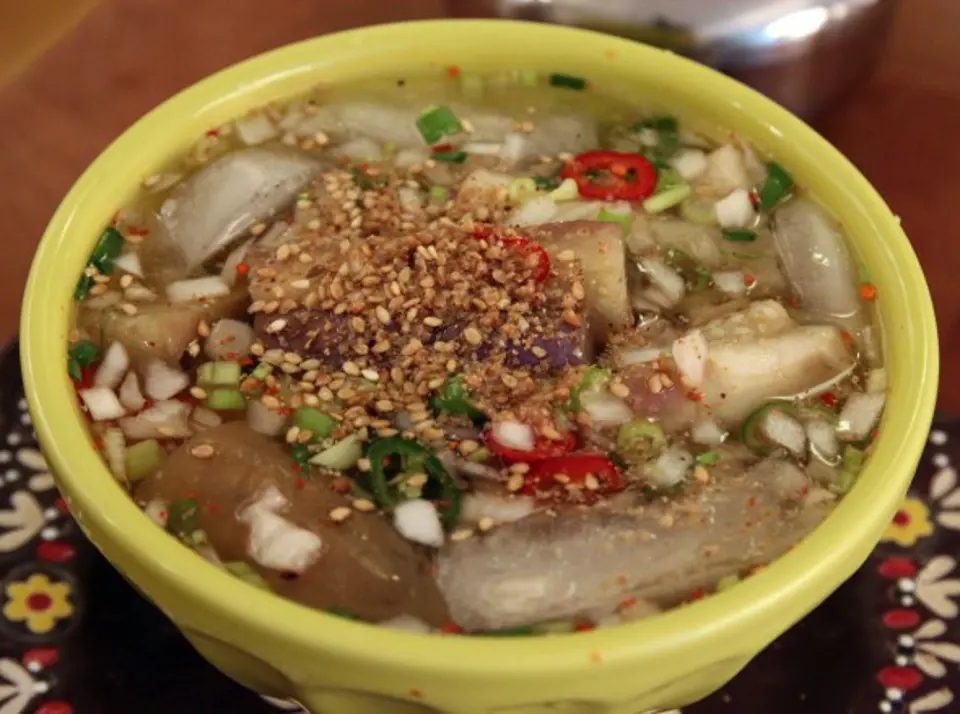 Cách làm món canh cà tím mát lạnh kiểu Hàn