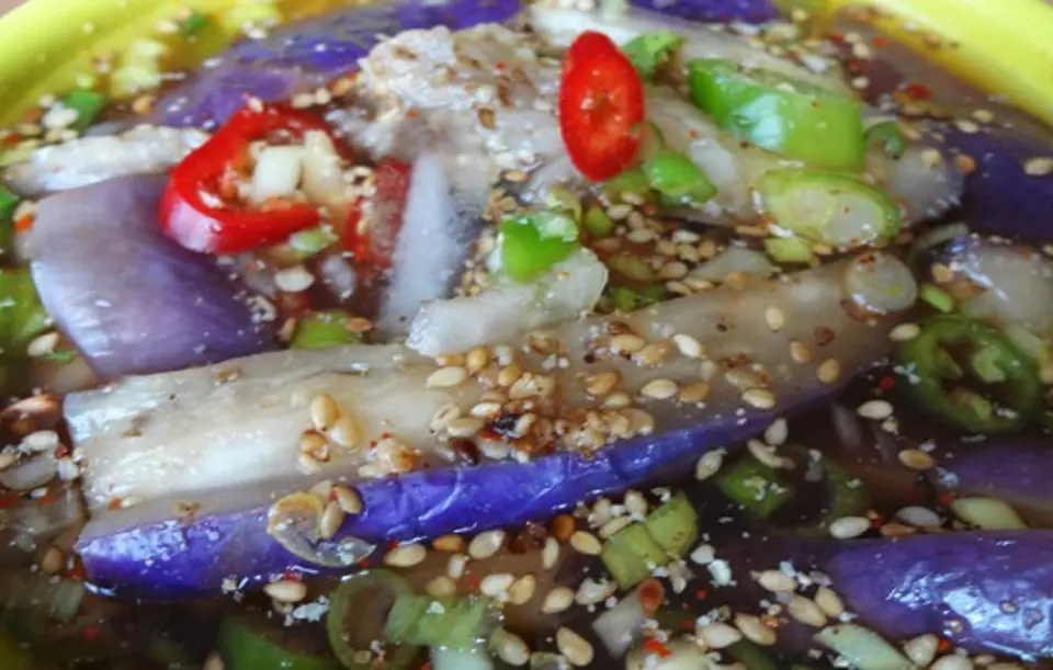 Cách làm món canh cà tím mát lạnh kiểu Hàn