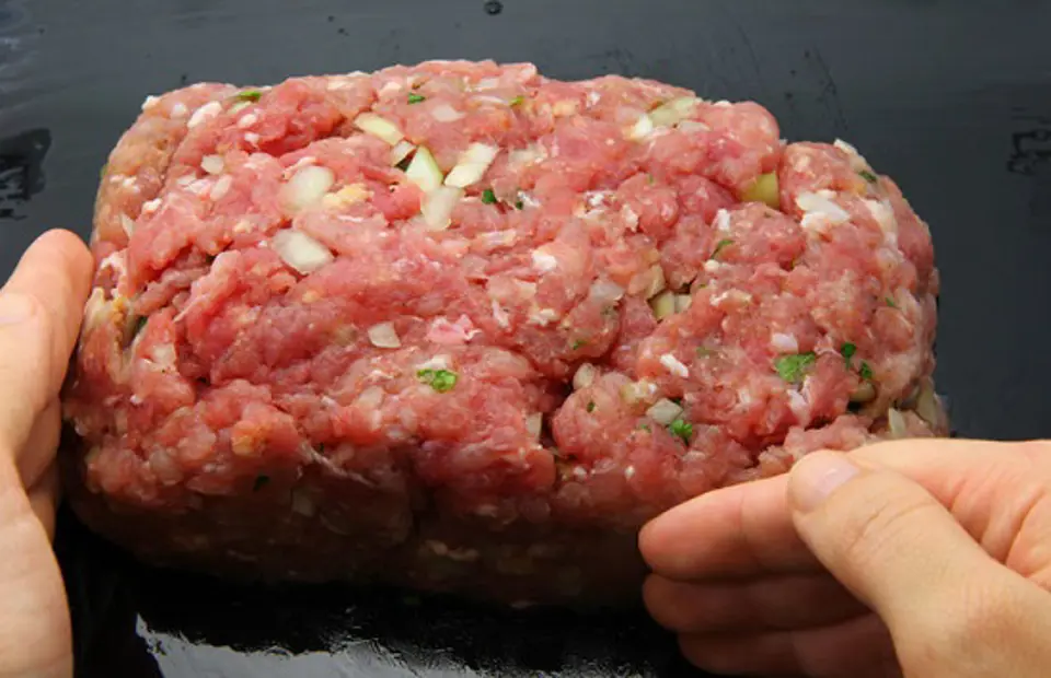 Cách làm thịt nướng sốt cà chua kiểu mới