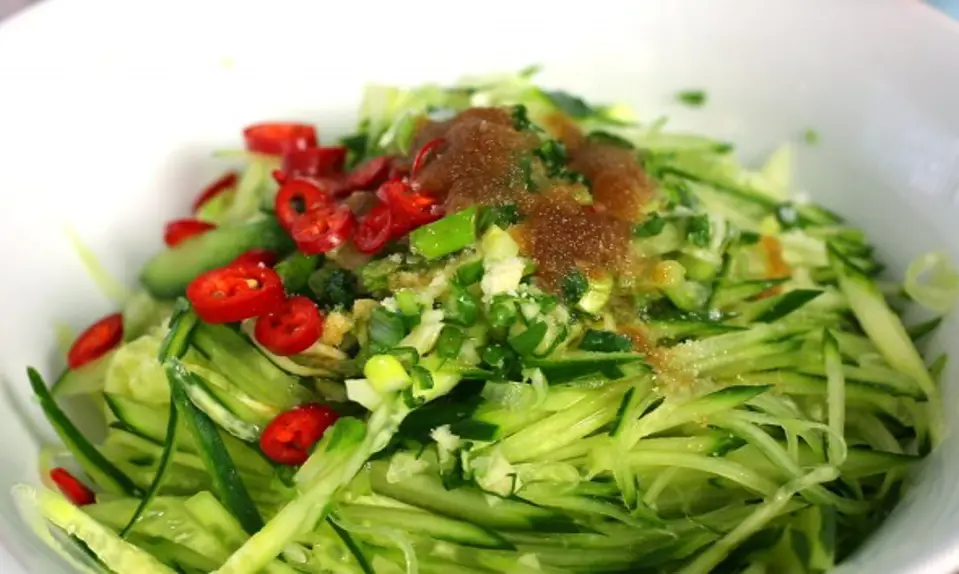 Cách nấu canh dưa chuột mát lạnh cho mùa hè
