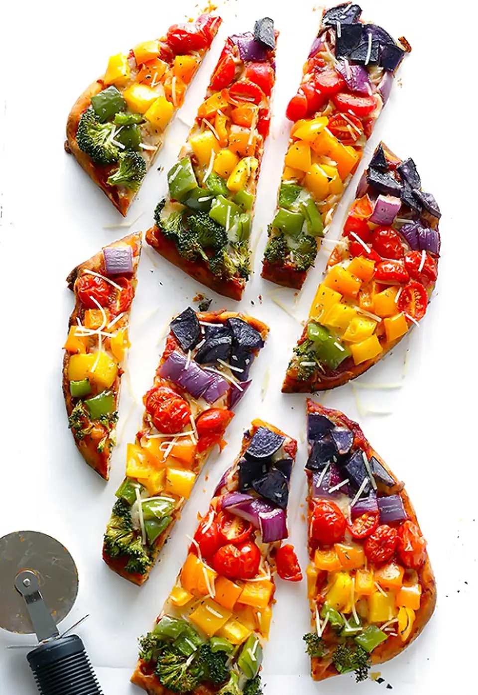 Hướng dẫn làm pizza cầu vồng từ rau củ