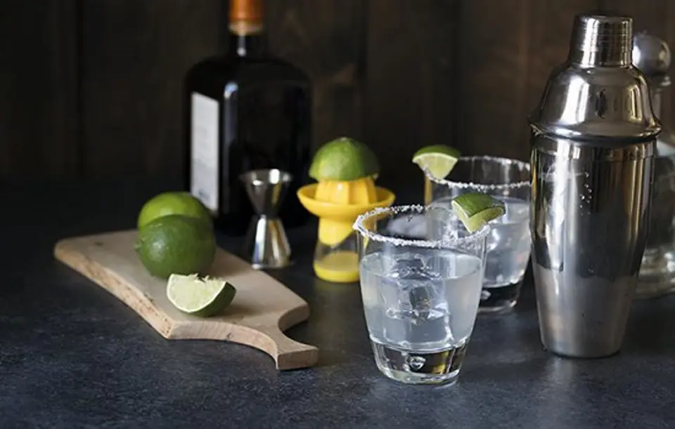Cách làm cocktail Magarita cổ điển